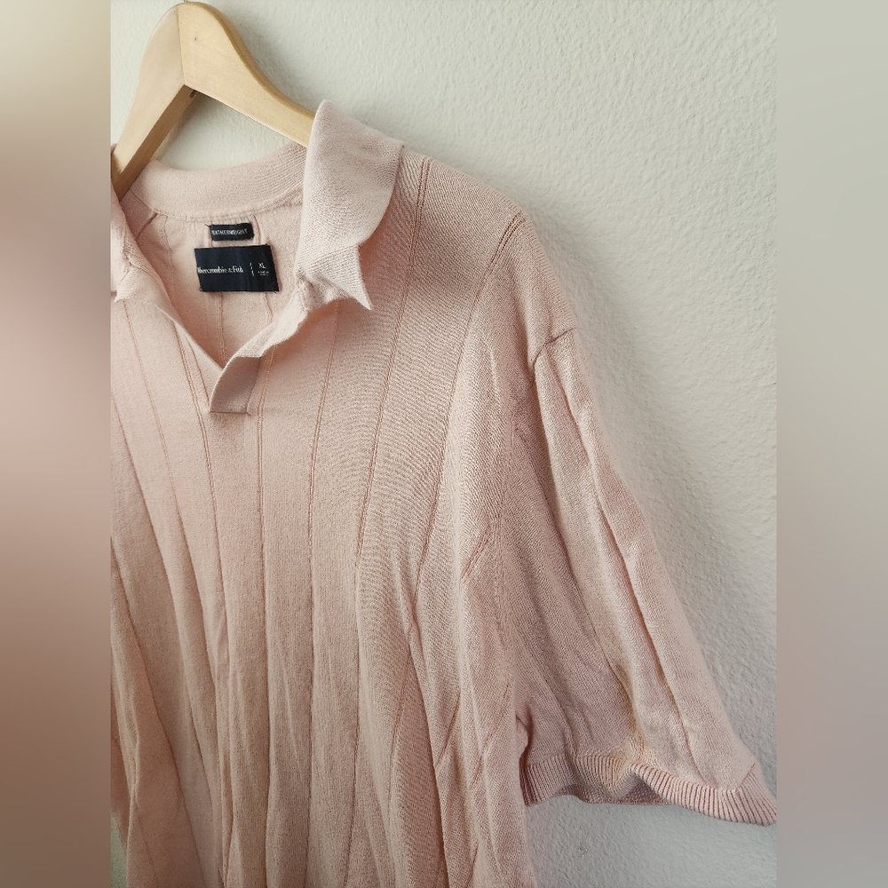 Abercrombie & Fitch Men's Featherweight Knit Polo Short‎ Sleeve Light Pink XL - Picture 3 of 7